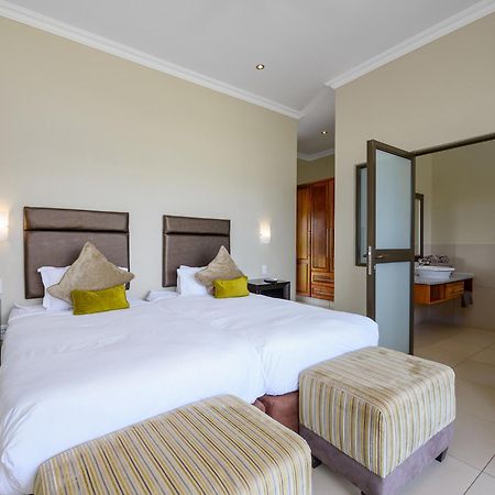Monomotapa Village @ Legend Golf And Safari Resort Golders Green Ngoại thất bức ảnh