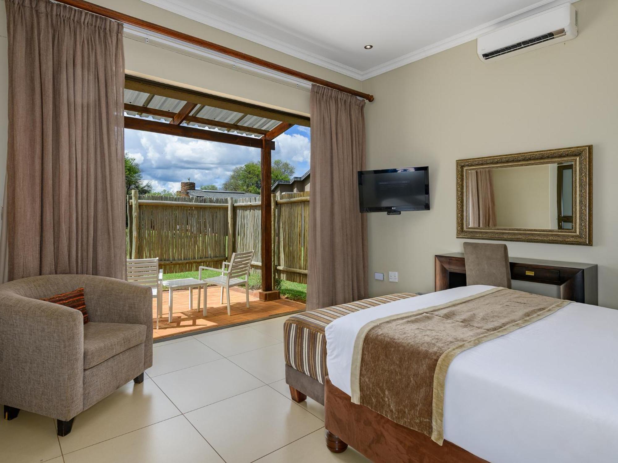 Monomotapa Village @ Legend Golf And Safari Resort Golders Green Ngoại thất bức ảnh