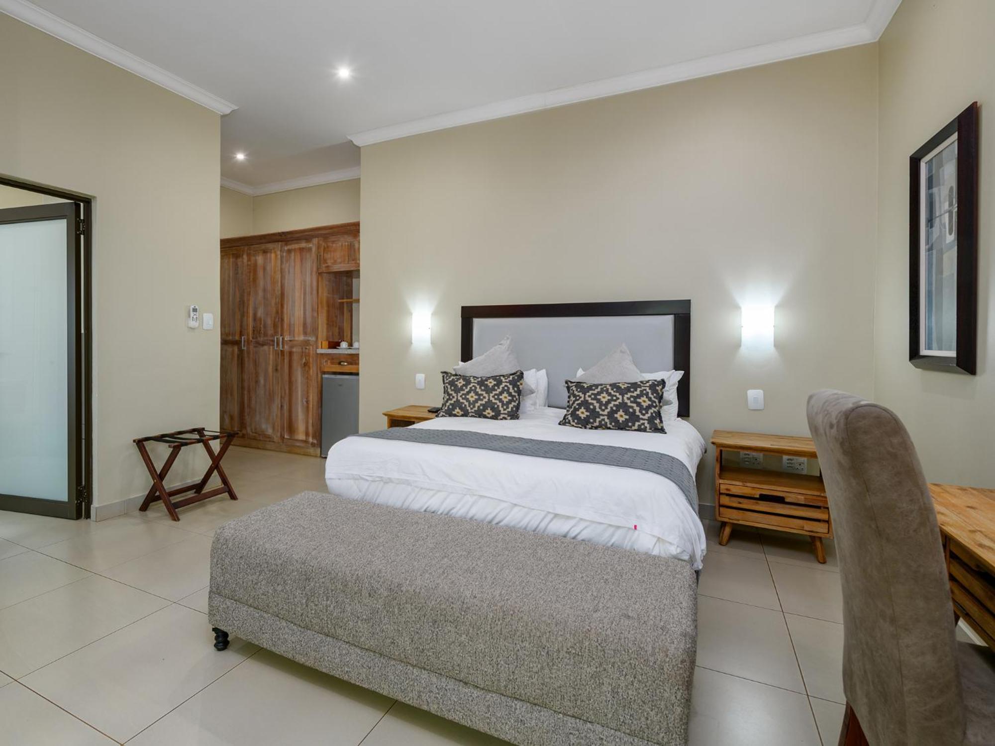 Monomotapa Village @ Legend Golf And Safari Resort Golders Green Ngoại thất bức ảnh
